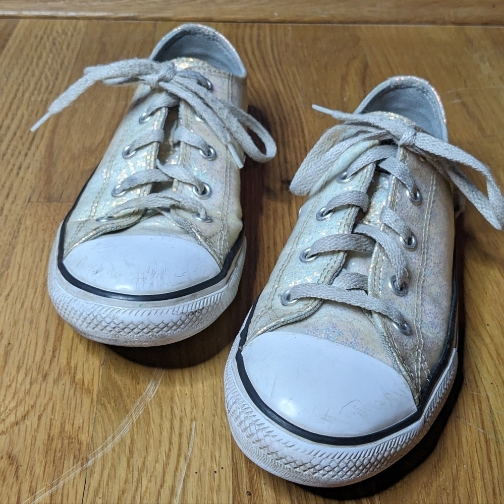 Converse Size 3 Chuck Taylor All Star Iridescent‎ Glitter Low Top Sneaker Shoes
